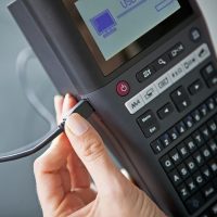 מדפסת מדבקות ניידת מקצועית  Brother PT-H500