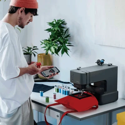 PP1-working.webp מכונת רקמה Brother Skitch PP1